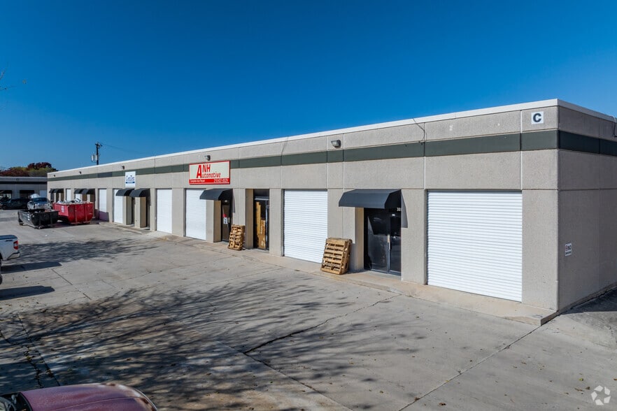 Primary Photo Of 14309 Toepperwein Rd, San Antonio Warehouse For Lease