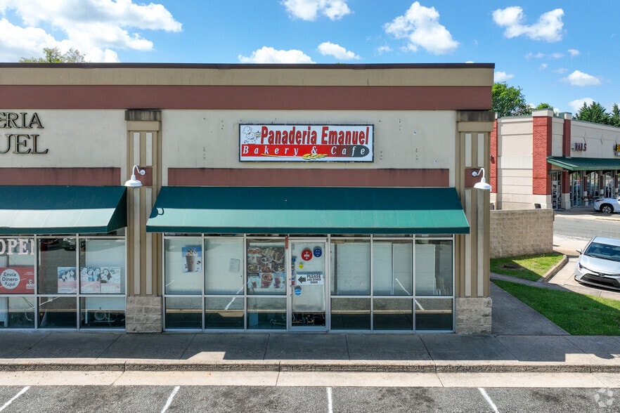 More Photos Of 70 Doc Stone Rd, Stafford Freestanding For Lease