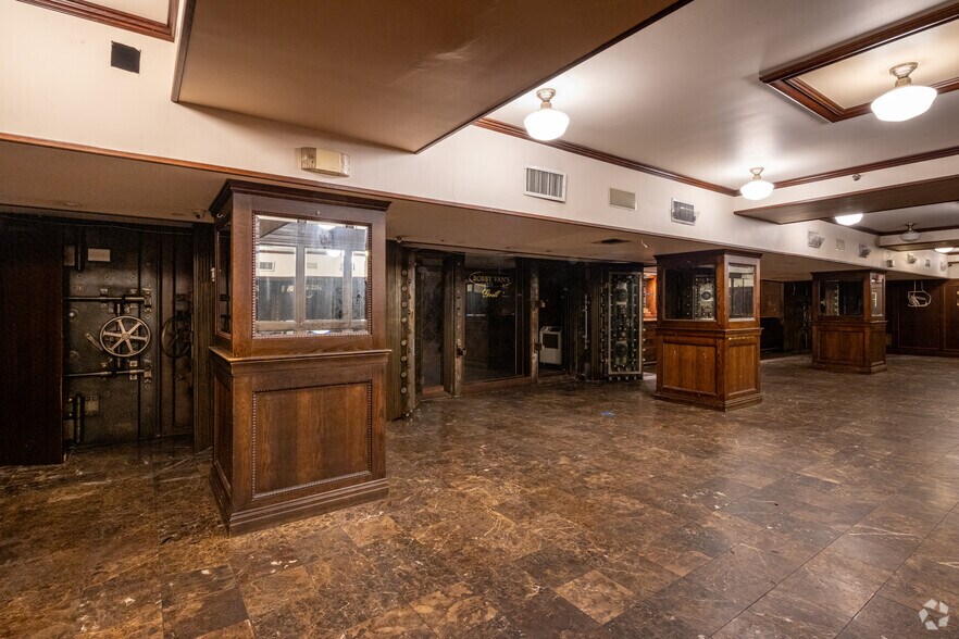 More Photos Of 25 Broad St, New York Apartments For Sale