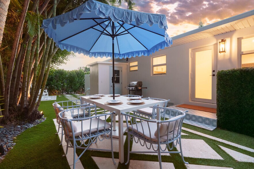 More Photos Of 7 Fayette Dr, Ocean Ridge Multifamily For Sale