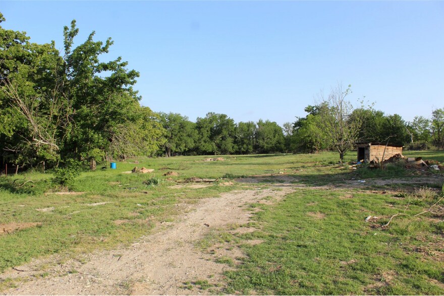 More Photos Of 701 S Drew St, Stephenville Land For Sale