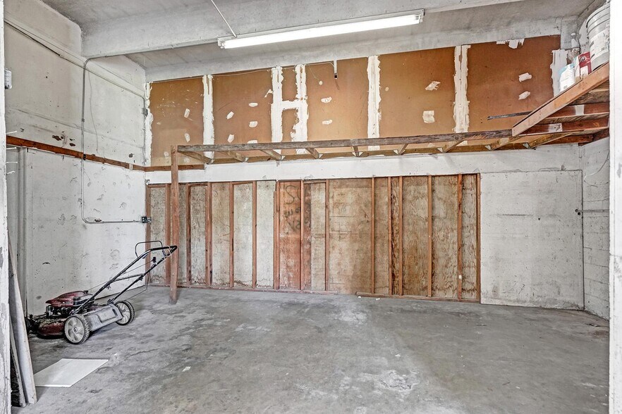 More Photos Of 5870 Stirling Rd, Hollywood Auto Repair For Lease