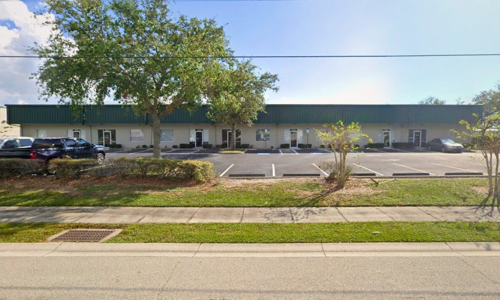 Primary Photo Of 2240-2264 72nd Ave E, Sarasota Warehouse For Lease