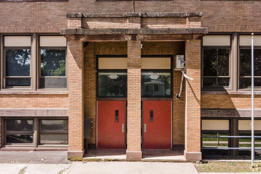 More Photos Of 1401 N Market St, Berwick Loft Creative Space For Lease