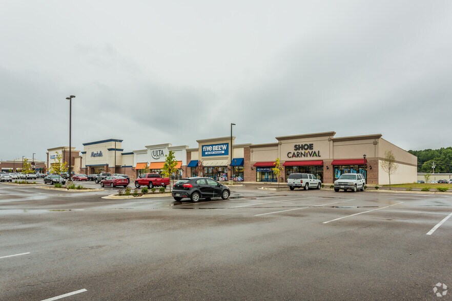 More Photos Of 200-800 Merchants Dr, Oxford Unknown For Lease