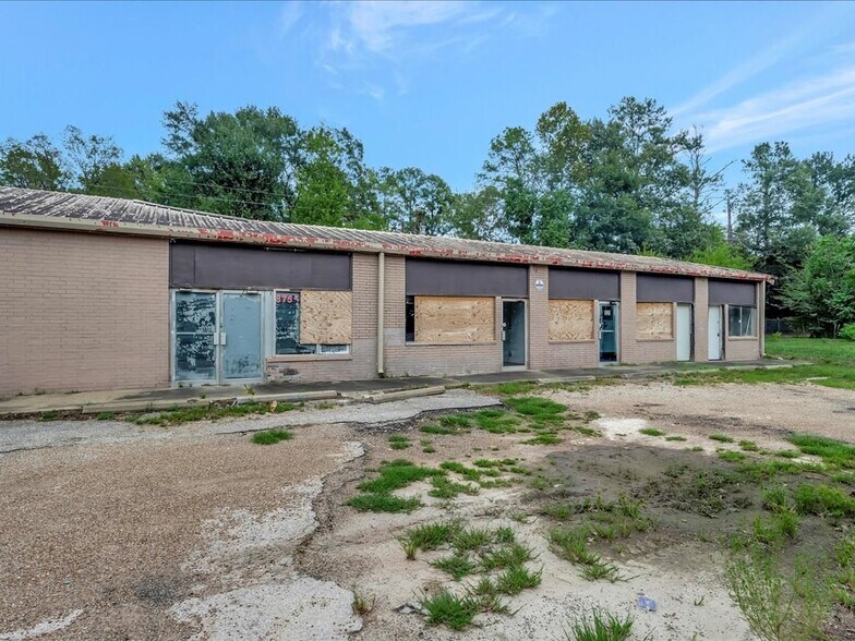 More Photos Of 125 S FM 1194, Lufkin Convenience Store For Sale