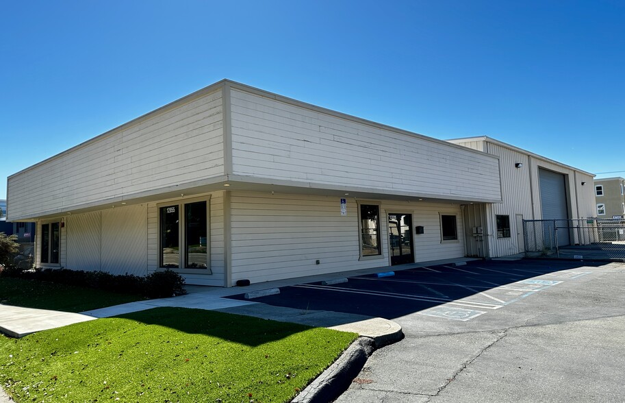 More Photos Of 12855 Alcosta Blvd, San Ramon Flex For Lease