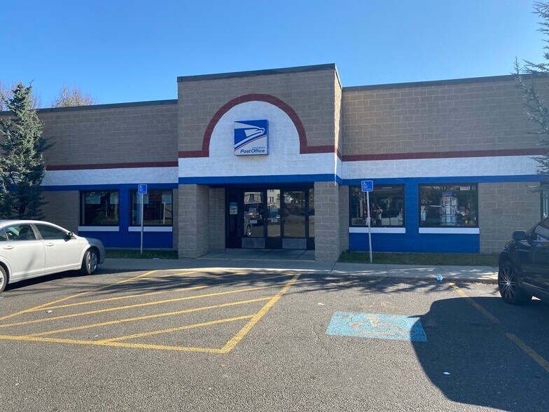More Photos Of 2253 Fairfield Ave, Bridgeport Freestanding For Lease