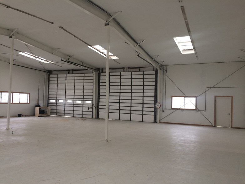 Primary Photo Of 204 Glen Flora Rd, Eagle Lake Warehouse For Sale