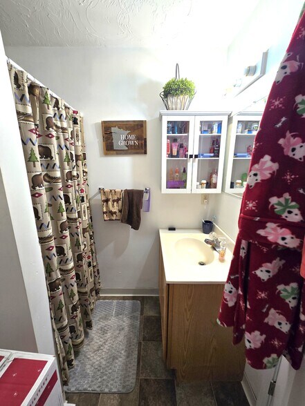 More Photos Of 514 Main St E, New Prague Apartments For Sale