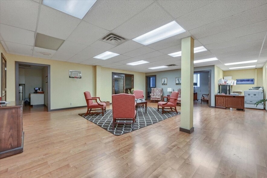 More Photos Of 515-527 Route 22, Pawling Loft Creative Space For Sale