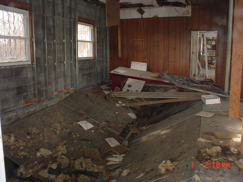 More Photos Of 5 Van Winkle Rd, Pine Brook Freestanding For Sale