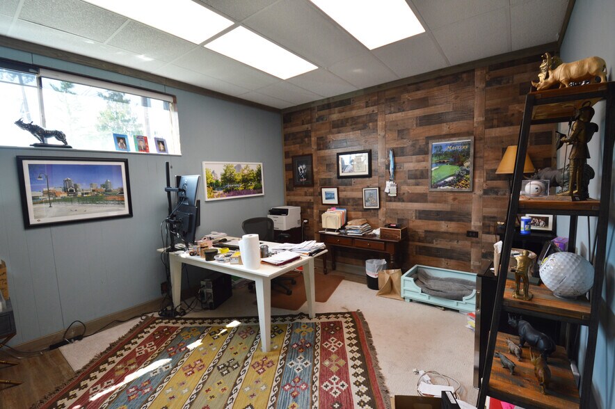 More Photos Of 1038 Homeland Ave, Greensboro Flex For Lease