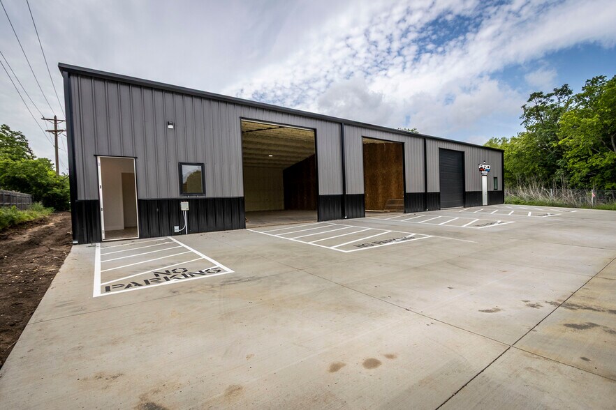 Primary Photo Of 1401 Ranger Hwy, Weatherford Warehouse For Lease