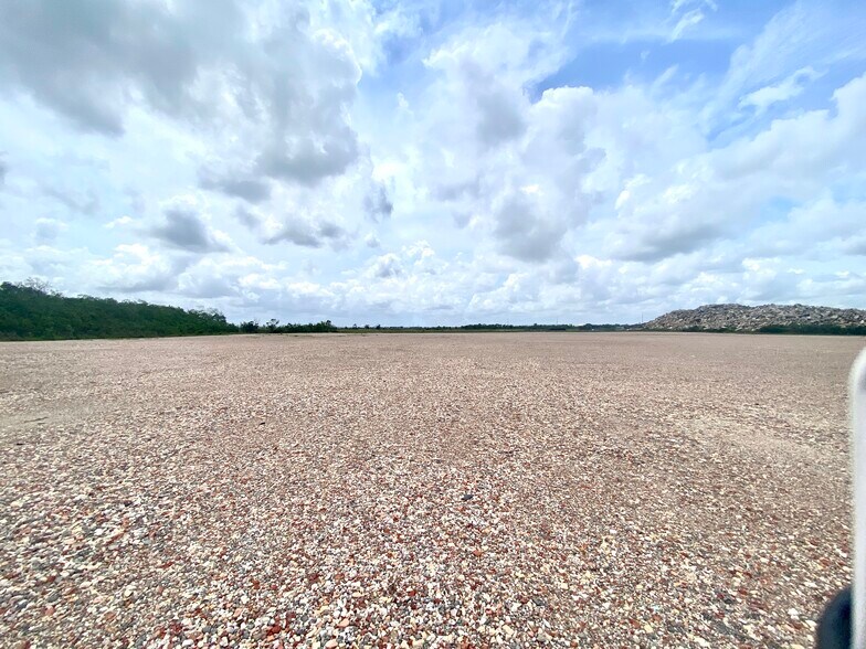 More Photos Of 960 B 960 B FM 365, Port Arthur Land For Lease