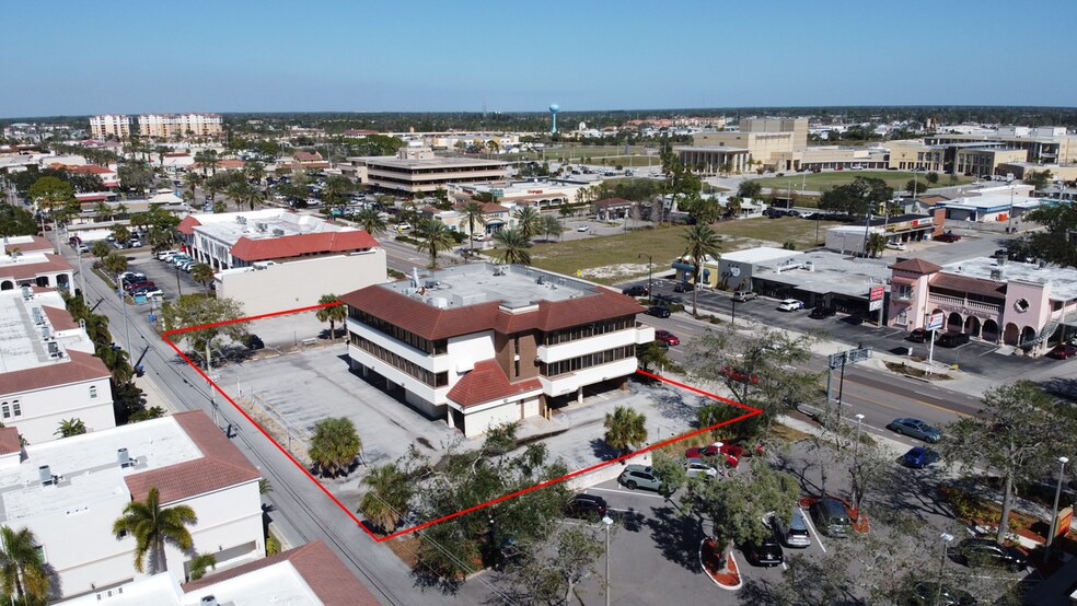 More Photos Of 420 Tamiami Trl S, Venice Medical For Sale