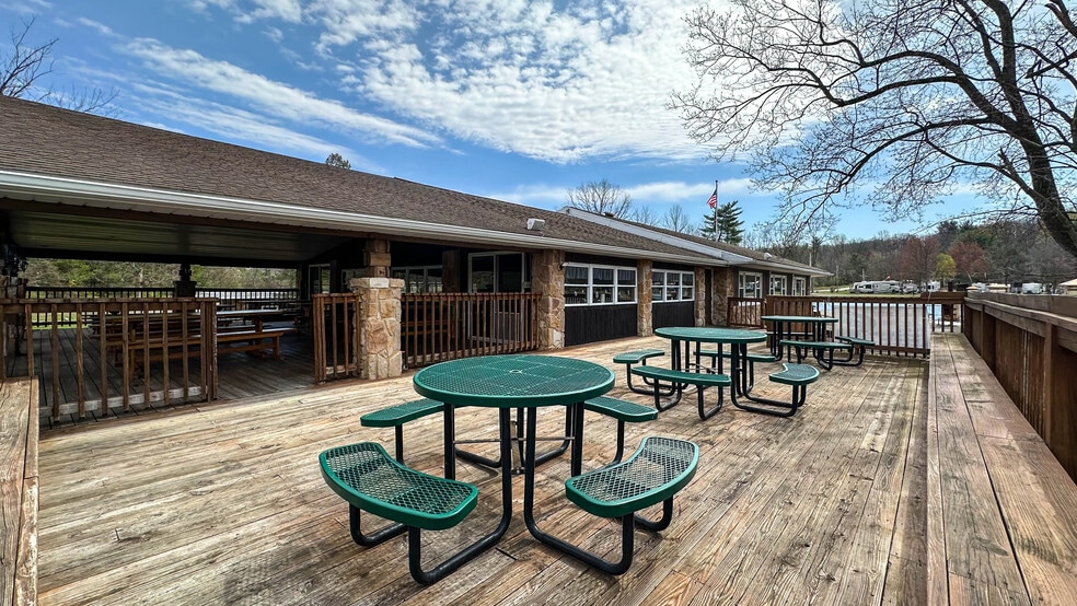 More Photos Of 63 Blue Mountain rd, Schuylkill Haven Trailer Camper Park For Sale