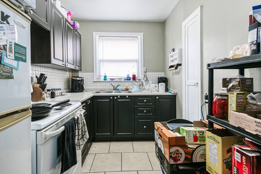 More Photos Of 99 Douglas St, Sudbury Apartments For Sale