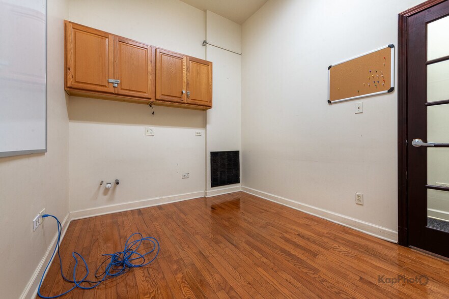 More Photos Of 1930-1934 S Wabash Ave, Chicago Apartments For Sale