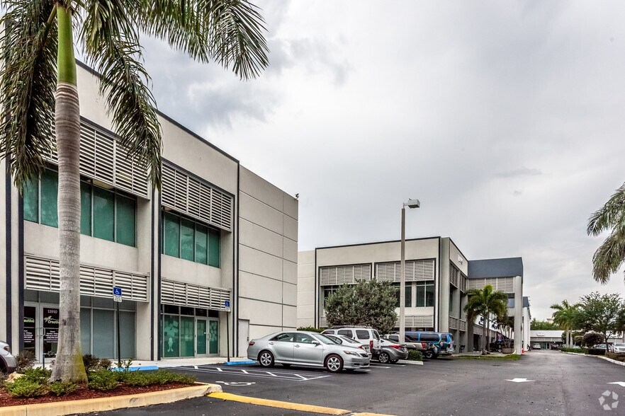 More Photos Of SW 8th St @ 139th Street, Miami Unknown For Lease