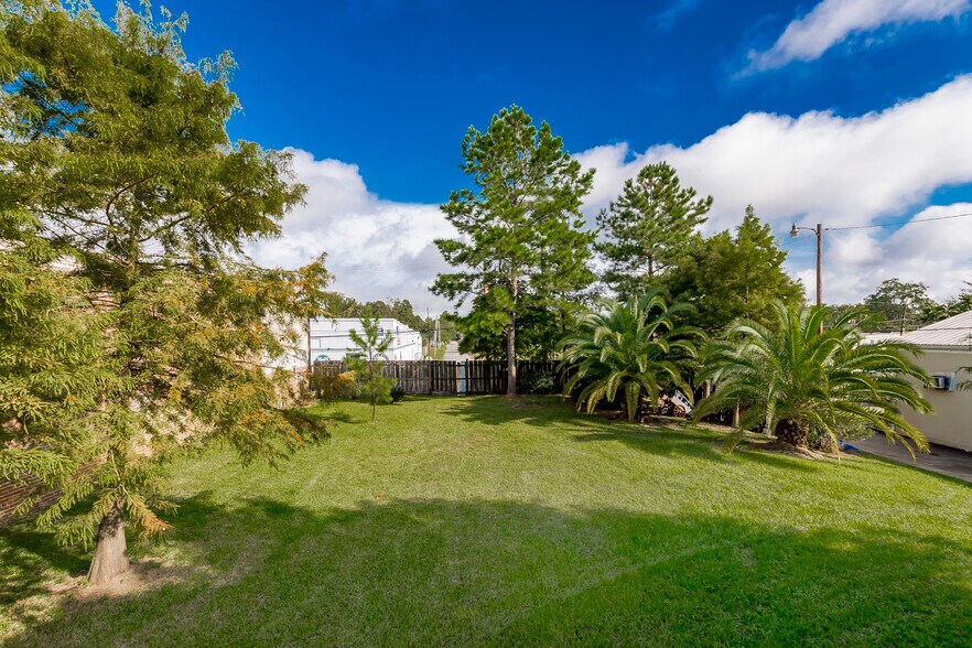 More Photos Of 2008 North St, Baton Rouge Office For Sale