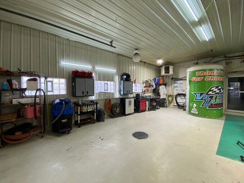 More Photos Of 3417 Franklin St, Michigan City Carwash For Sale