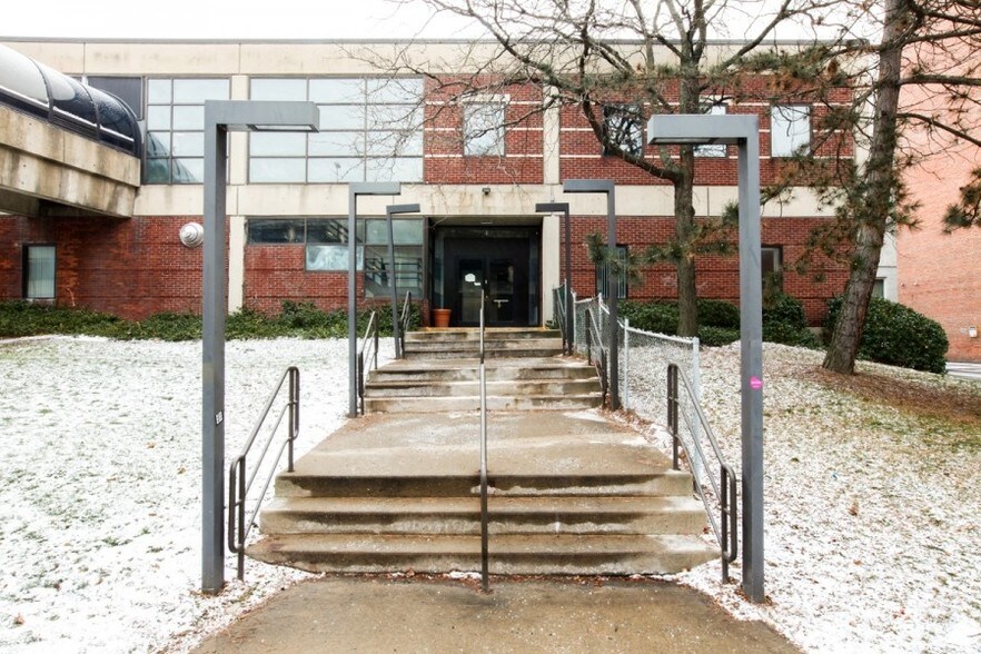 More Photos Of 49 Court St, Binghamton Office For Lease