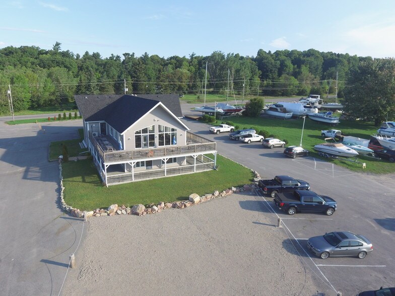 More Photos Of 1753 Hwy 2, Kingston General Retail For Sale