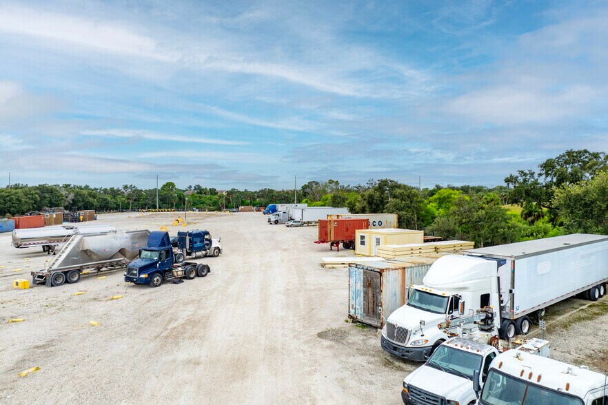 More Photos Of 4703 12th Ave S, Tampa Land For Lease