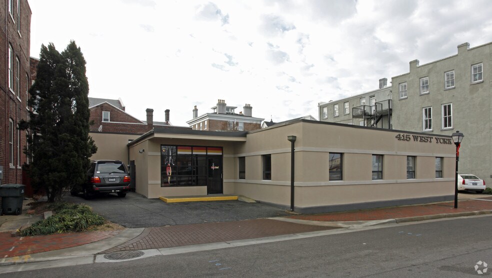 More Photos Of 415 W York St, Norfolk Medical For Lease