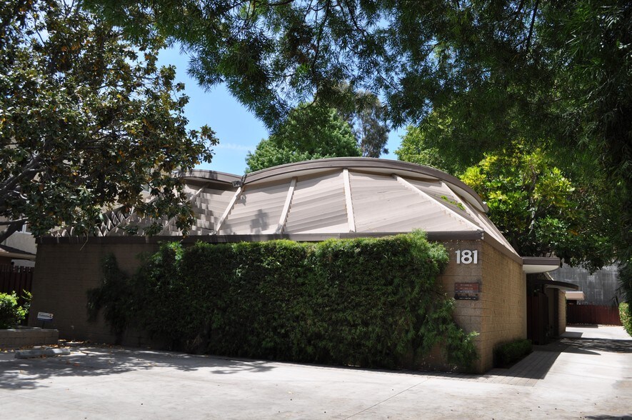 Primary Photo Of 181 N Oak Knoll Ave, Pasadena Office For Lease