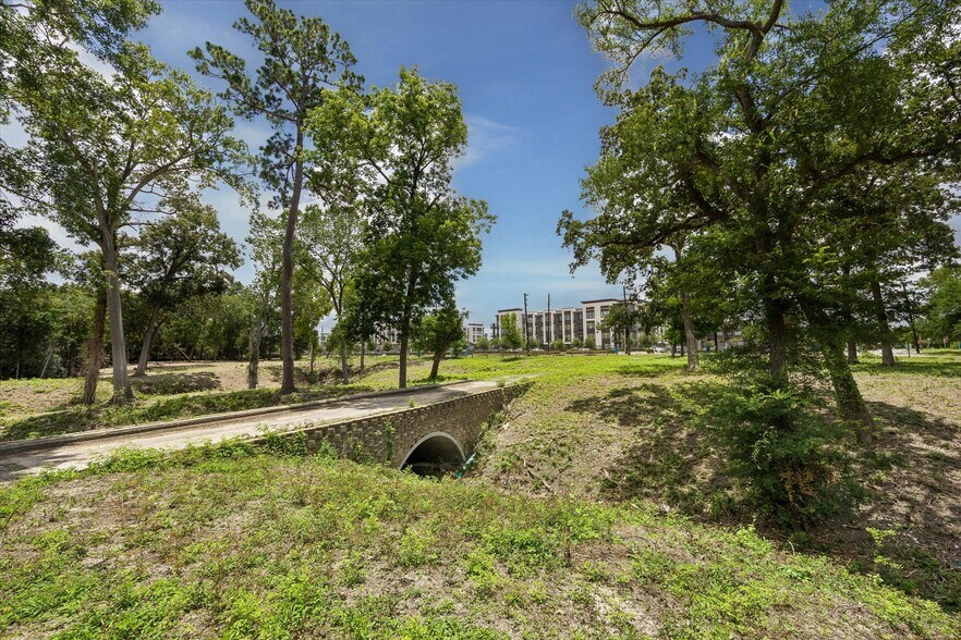 More Photos Of 0 Deerwood, Houston Land For Sale
