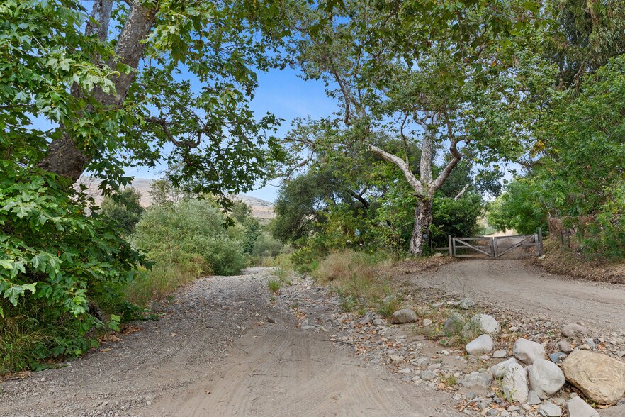 More Photos Of 5737 Bonsall Drive, Malibu Land For Sale