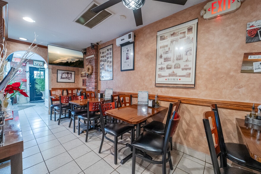 More Photos Of La Strada Cafe, Branchburg Restaurant For Sale