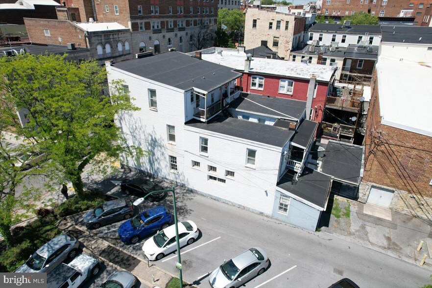 More Photos Of 20 E Washington St, Hagerstown Storefront Retail Residential For Lease
