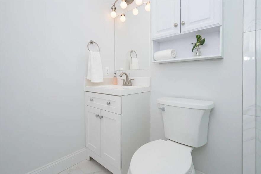 More Photos Of 144 Bergen Ave, Jersey City Apartments For Sale