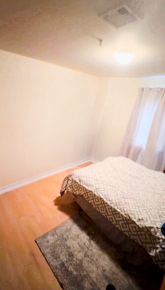 More Photos Of 109-111 Fleming Ave, Newark Apartments For Sale