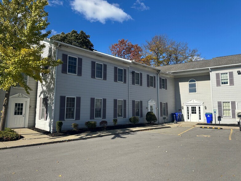 More Photos Of 151 W Genesee St, Lockport Loft Creative Space For Lease