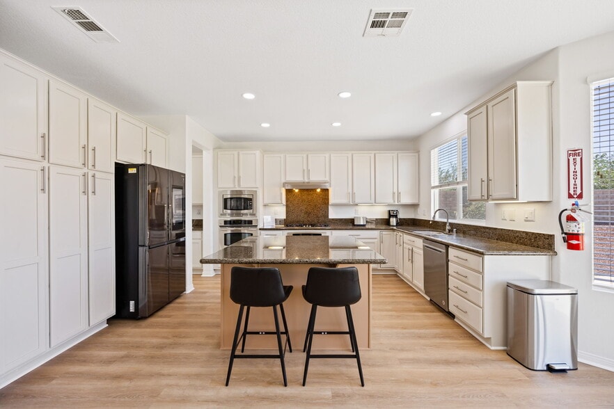 More Photos Of 4375 W Avenue M11, Lancaster Rehabilitation Center For Sale