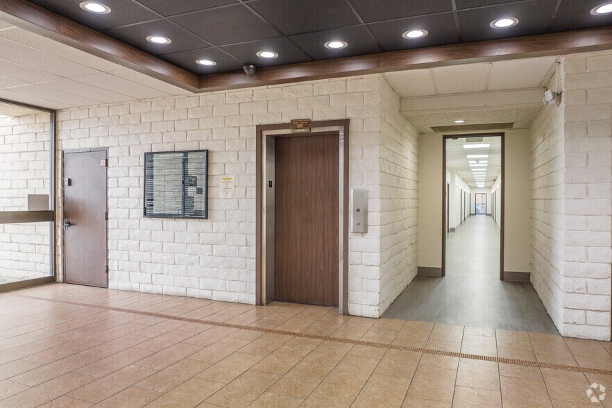 More Photos Of 12440 Firestone Blvd, Norwalk Unknown For Lease