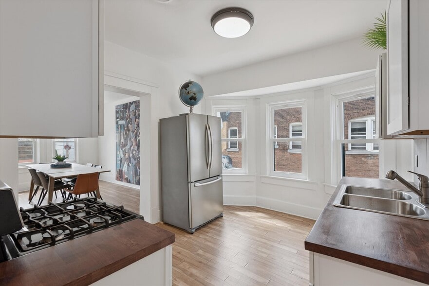 More Photos Of 5808-5810 Detroit Ave, Cleveland Storefront Retail Residential For Lease