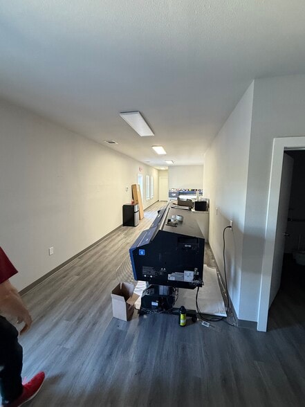 More Photos Of 8946 N FM 1417, Denison Warehouse For Sale