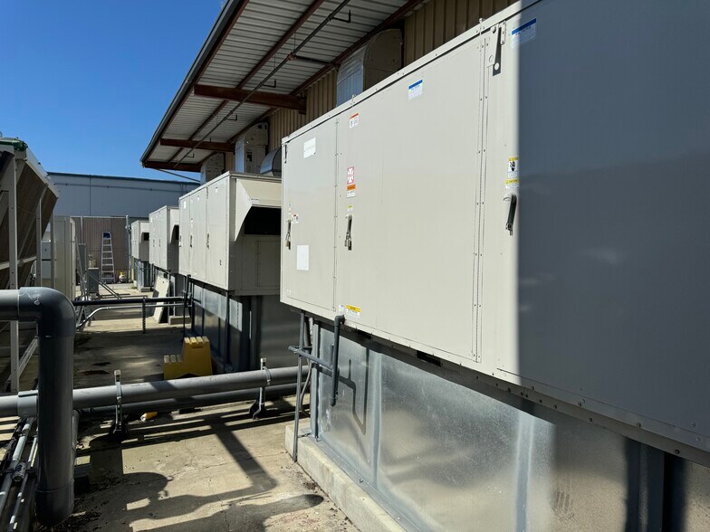 More Photos Of 1155 Harkins Rd, Salinas Warehouse For Sale