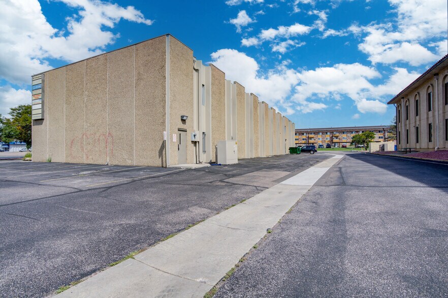 More Photos Of 225 S Academy Blvd, Colorado Springs Office For Lease