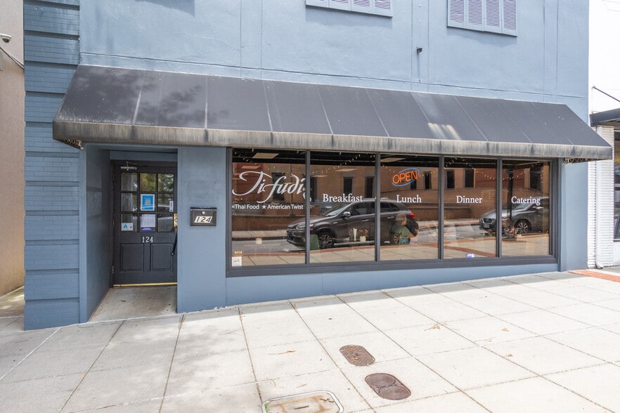 More Photos Of 122 W Whitner St, Anderson Storefront Retail Office For Lease