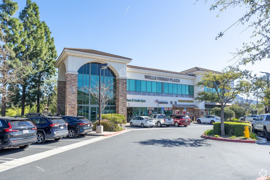 More Photos Of 925 Broadbeck Dr, Thousand Oaks Office For Lease