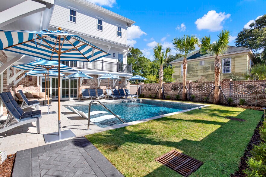 More Photos Of 104 17th st, Tybee Island Apartments For Sale