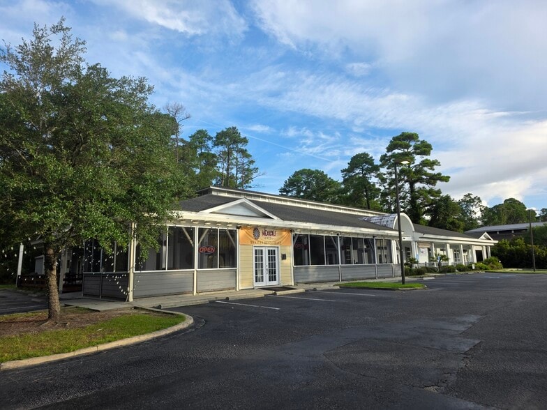 More Photos Of 68 Bluffton Rd, Bluffton Unknown For Lease