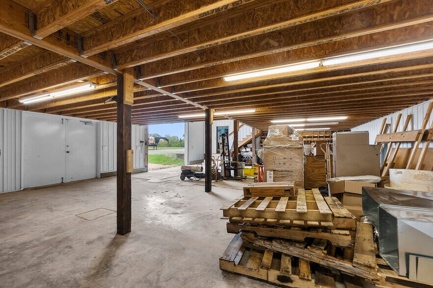 More Photos Of 250 West St, Frohna Office For Sale