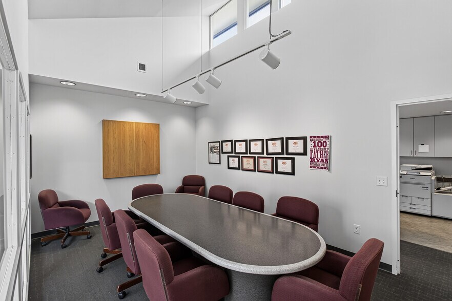 More Photos Of 58 Lindsley Ave, Nashville Office For Lease